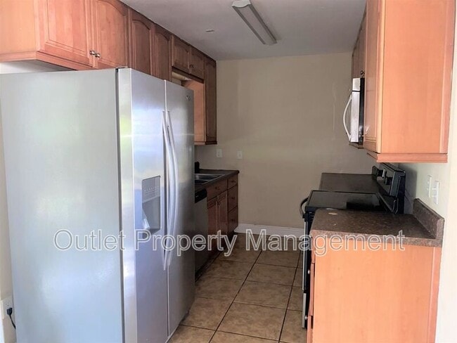 Photo - 14122 Newcomb Ave