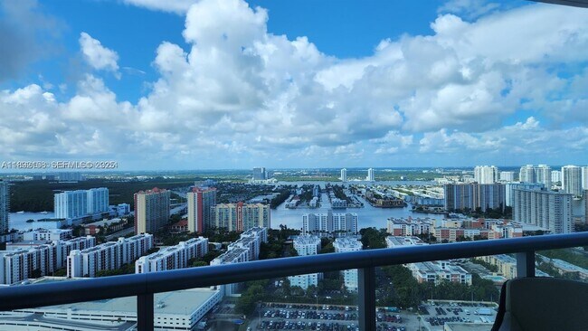 Photo - 17001 Collins Ave Unidad 3705