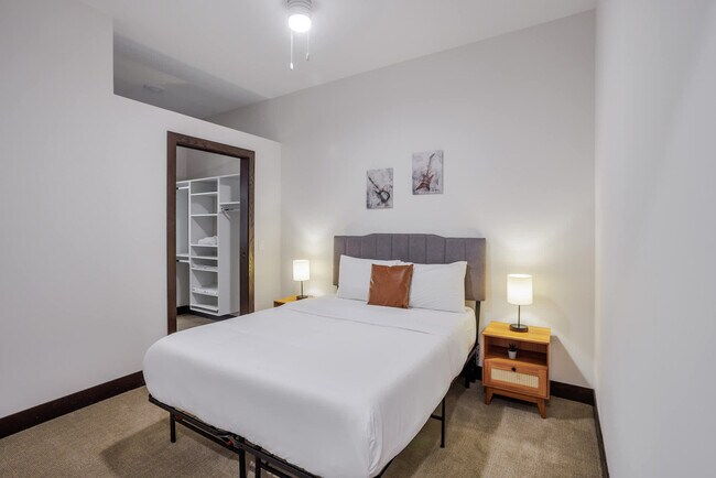 Photo - 9-JAN-JAN E 4th St Unidad ID1221039P