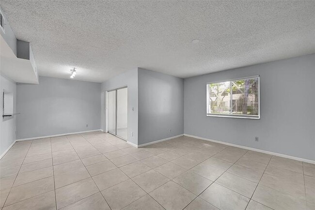 Photo - 796 NW 91st Terrace Unit 796