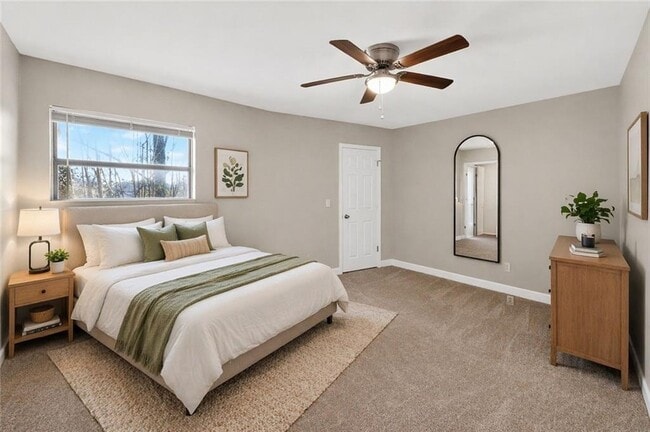 Photo - 3837 Moran Way