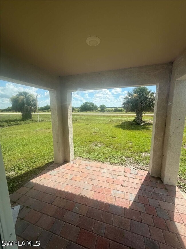 513 Ella Jean Pl