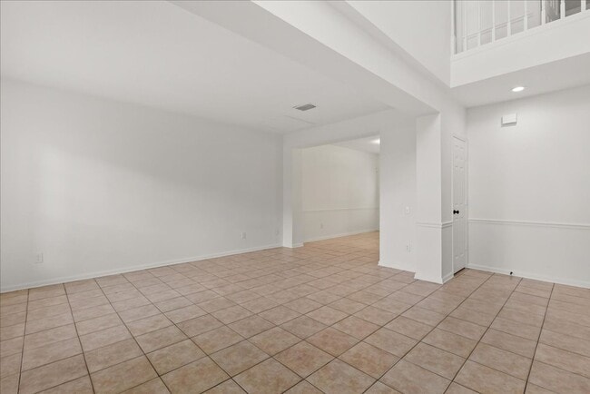 Photo - 349 Hanging Moss Cir