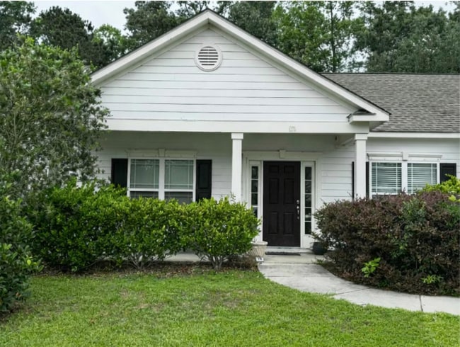 Photo - 10 Wyndham Dr