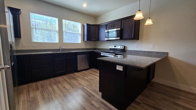 3964 Hardman Way
