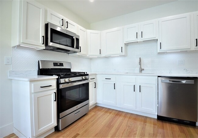 Photo - 27 Ransom Rd Unit 2