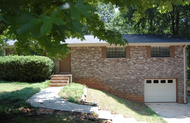 GREAT KENNESAW LOCATION! WON'T LAST LONG! - GREAT KENNESAW LOCATION! WON'T LAST LONG! Casa