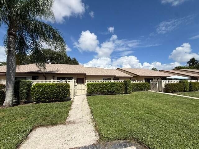 Photo - 1028 Green Pine Blvd