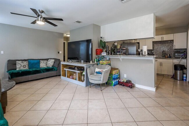 Photo - 9710 Teasdale Terrace