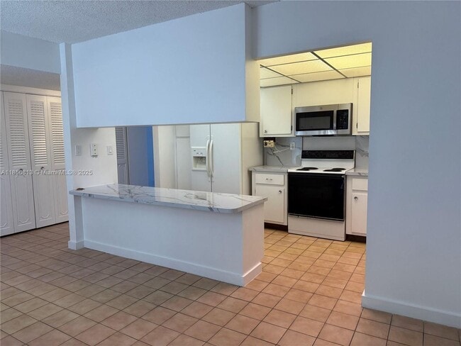 Building Photo - 20441 NE 30th Ave Rental