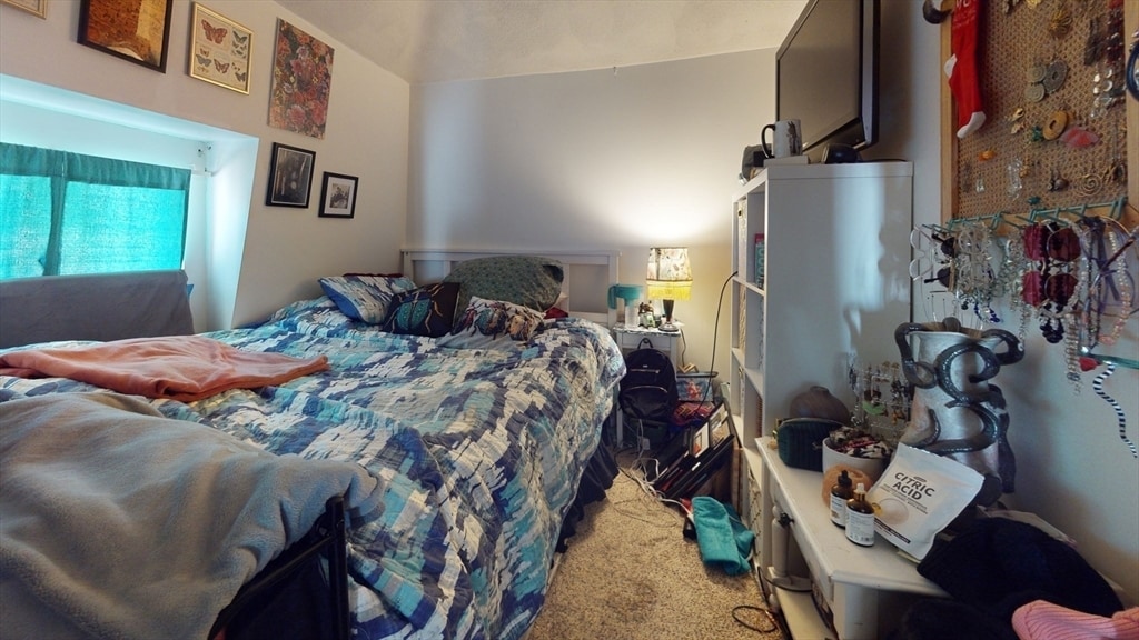 Photo - 12 Lyman St Unidad 3