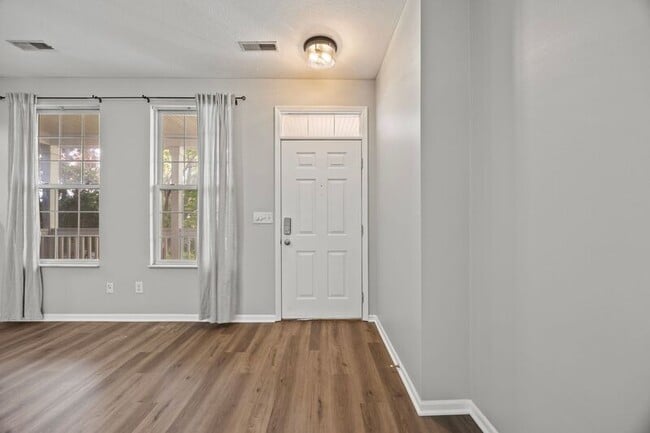 Photo - 1567-1569 Glenn Avenue Unit 1569 Glenn