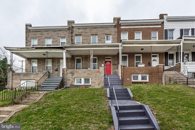 Building Photo - 1502 N Pulaski St Rental