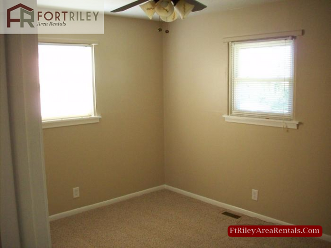 Photo - Spacious home for rent!