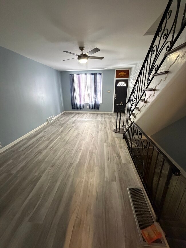 Photo - 109 Roseberry St