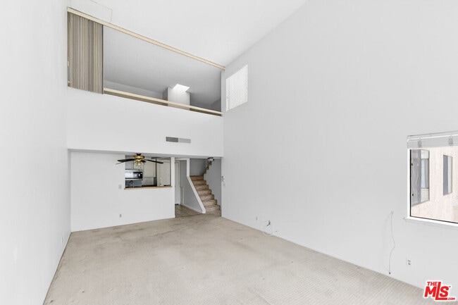 Photo - 1118 Valencia St Unit 310
