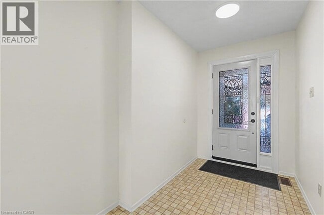 Photo - 114 Dovercliffe Rd