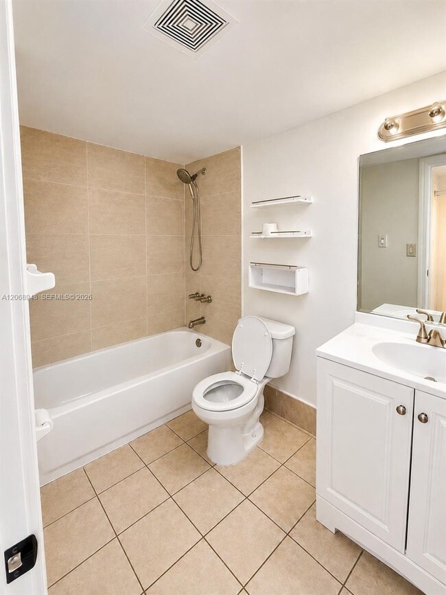 Photo - 606 W 81st St Unit 209