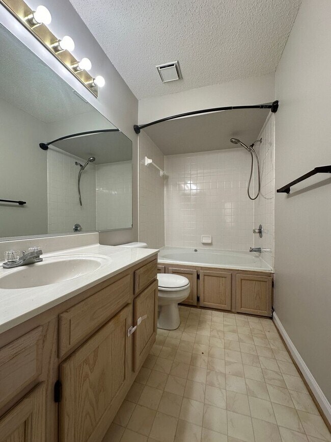 LAS GAVIOTAS Townhome Townhome Rental in Chesapeake VA