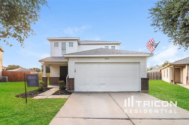 Building Photo - 19010 Sunburst View Dr Rental
