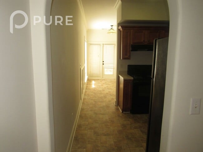 Photo - 182 Little John Cir