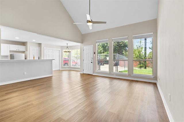Photo - 922 Binbrook Dr