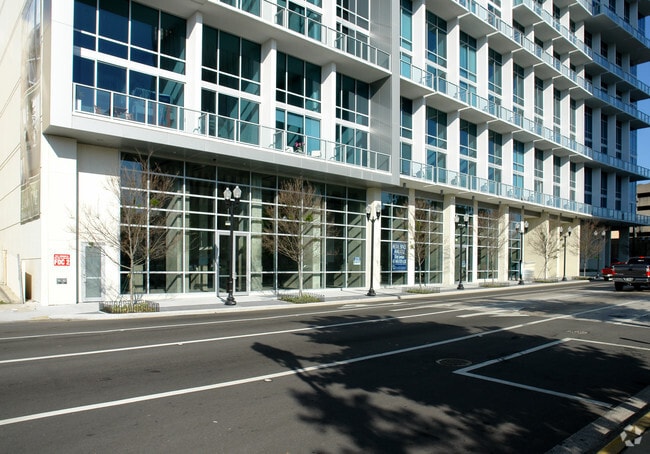 The VUE at Lake Eola