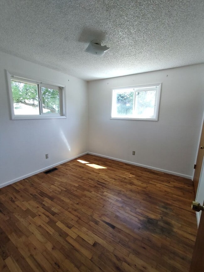 Photo - 3 Bedroom 1 Bath- House