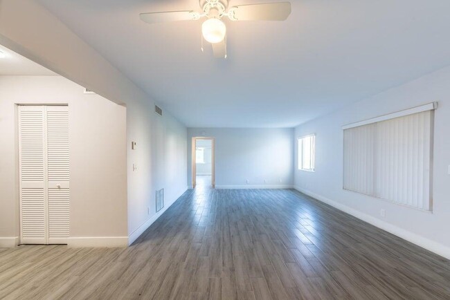 Photo - 4765 Sable Pine Cir Unidad B1 Rental