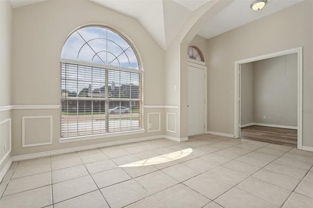 Photo - 903 Redbud Dr