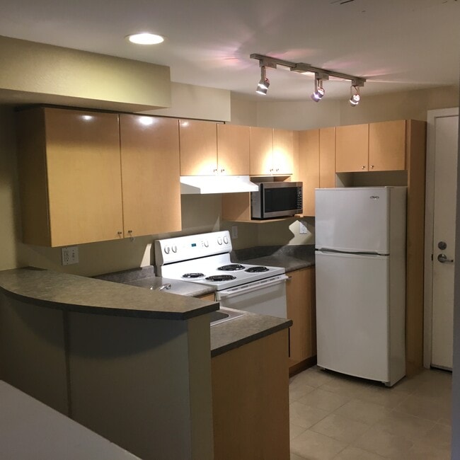 Photo - 425 Vine St Unit 325