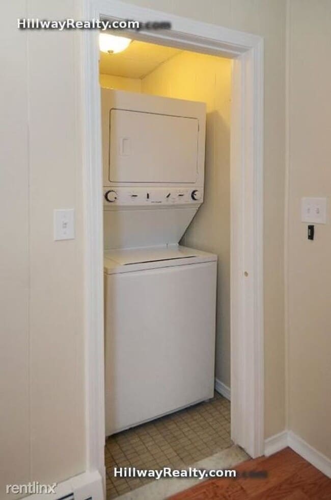 Photo - Huge 4 bed in Somerville