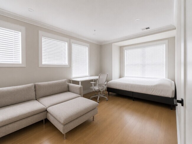 Photo - 13 Greylock Rd Unit 4-bed 2-bath #2