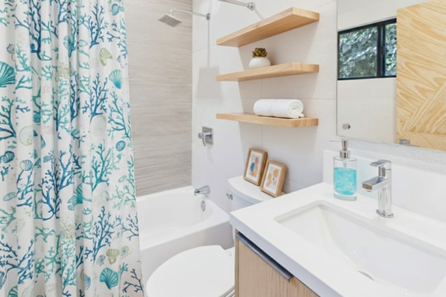 Photo - 2282 Whitney Ave