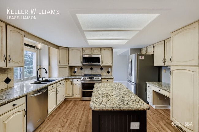 Photo - 8050 Butterweed Dr