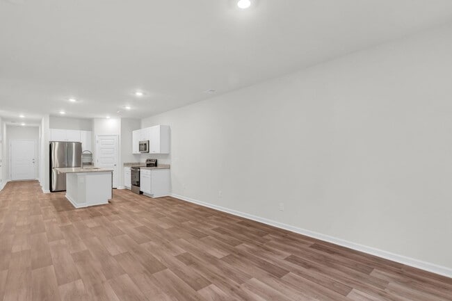 Photo - BRAND NEW TOWNHOME IN SOUGHT-AFTER CAMERON WOODS!