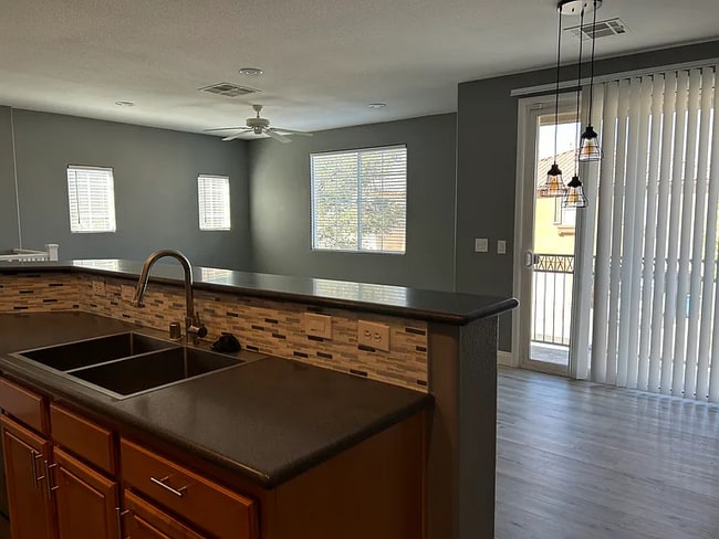 Building Photo - 6255 W Arby Ave Unit Arby #235 Rental