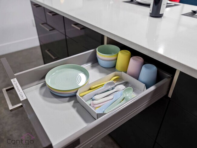 Photo - 10309-10107 107 St NW Unit ID1308617P