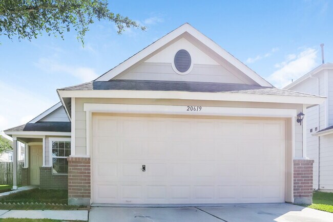 Building Photo - 20619 Tayman Oaks Dr