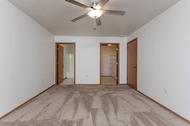 Photo - STANTON STREET ESTATES Apartments