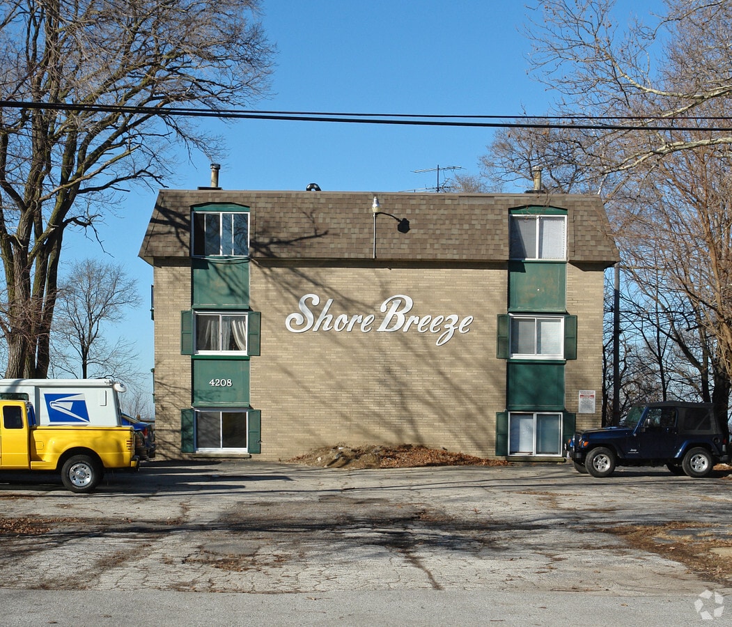 Photo - Shorebreeze Apartments