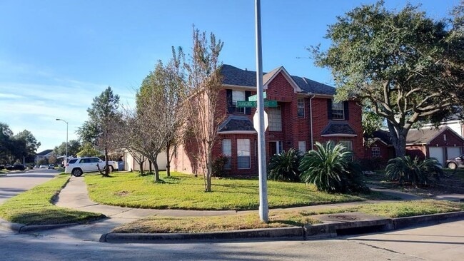 15003 Changing Oak Ridge Ct