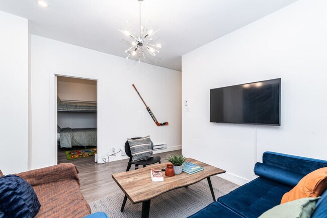 Photo - 4006 Rue Hochelaga Unit ID1061558P