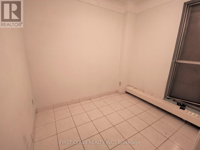 Photo - 10 Eddystone Ave