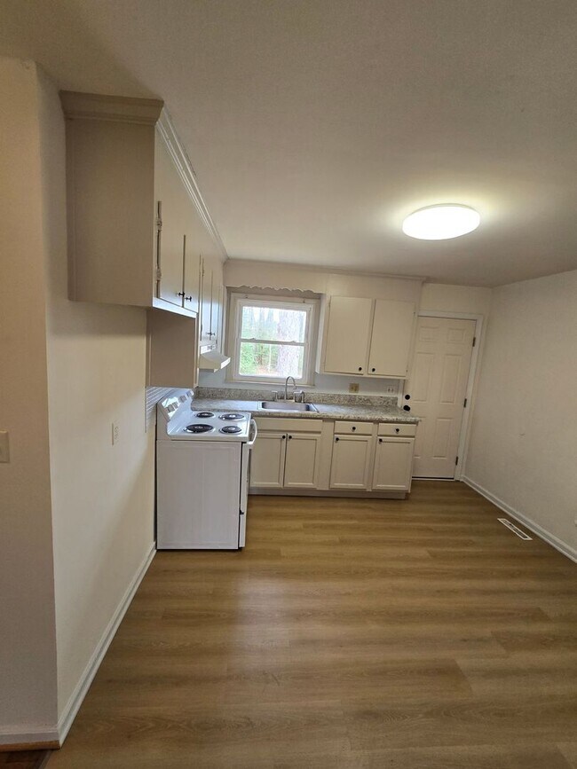 Photo - DUPLEX - 2 BR in Prince George County