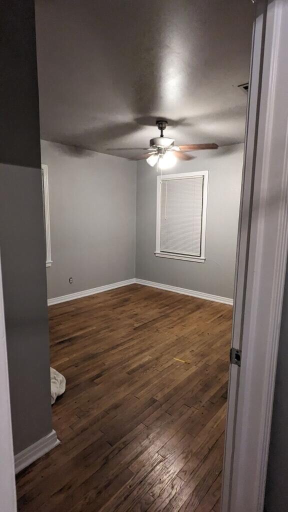 Photo - 107 E Comay Cir