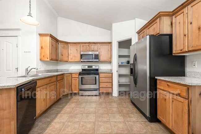 Photo - 661 S 2220 W Unit #303