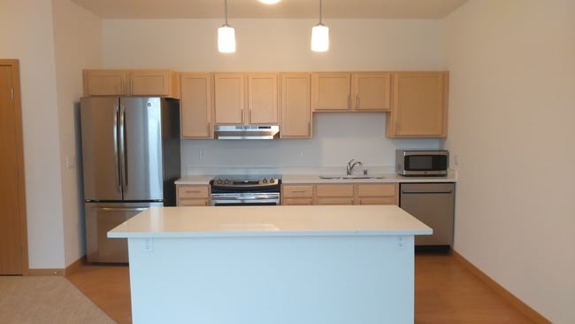 Spacious Kitchen and Island