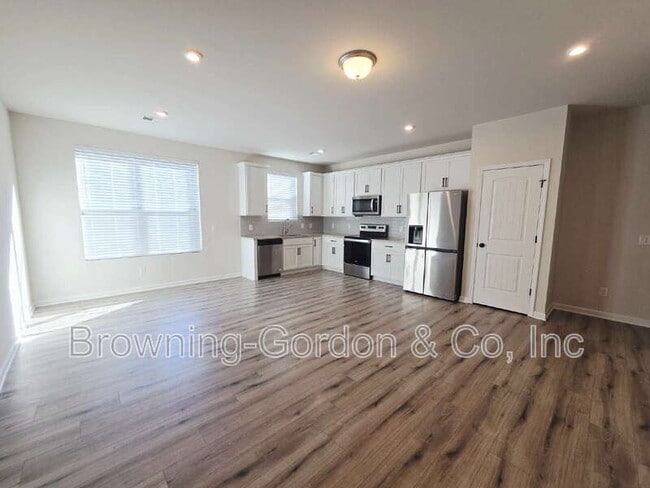 Photo - 2730 Sparrowgap Trl