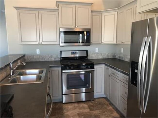 Photo - Beautiful 3 bedroom 2 bath house in Bozeman with a fenced yard